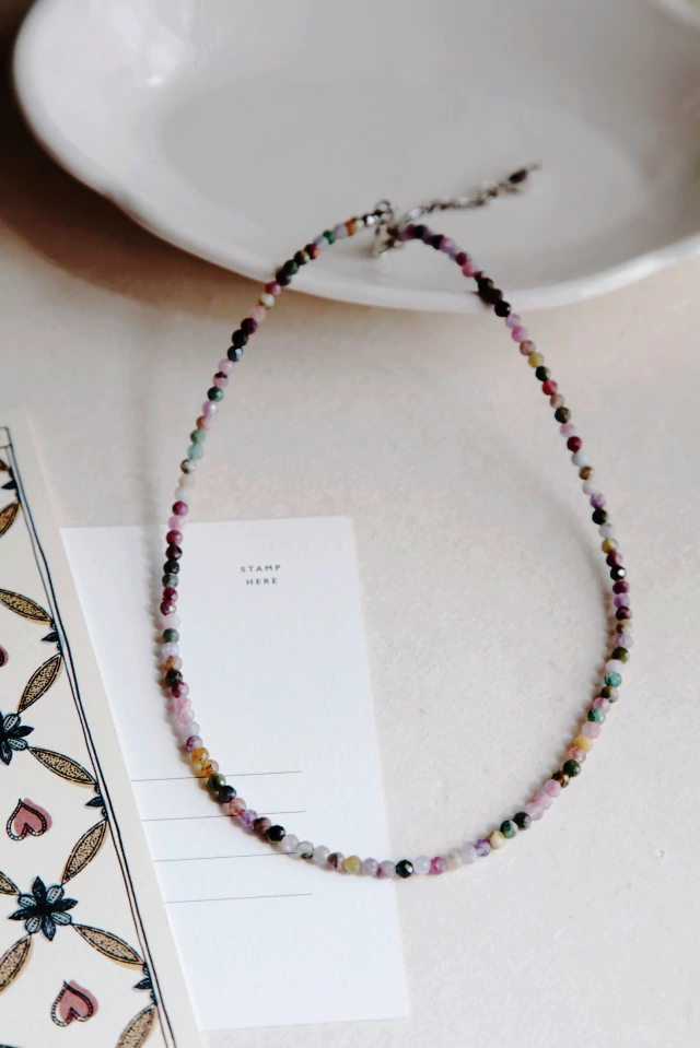 Collar Iris 2